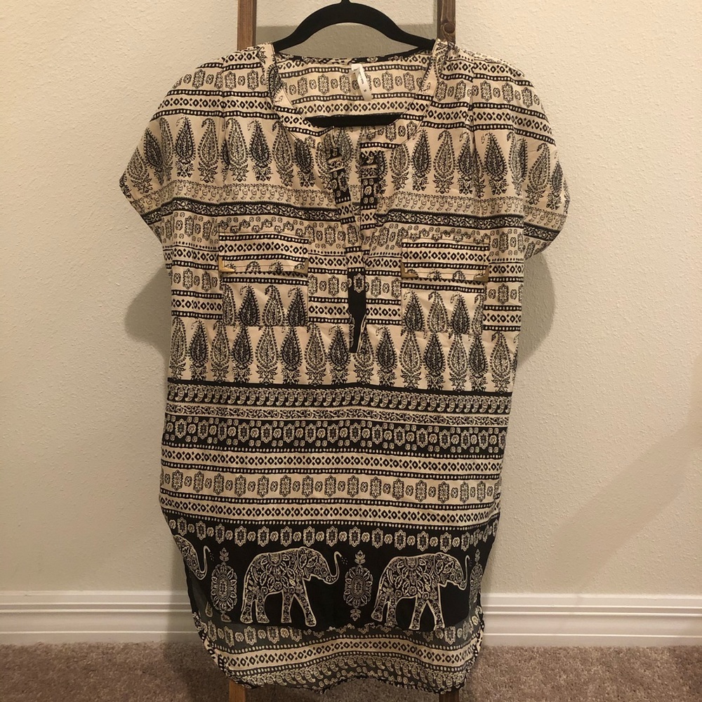 Black/Cream Elephant Print Blouse - Short Sleeve